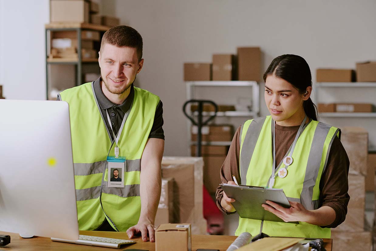 team-members-collaborating-in-warehouse-environmen-2025-02-19-22-18-59-utcLow